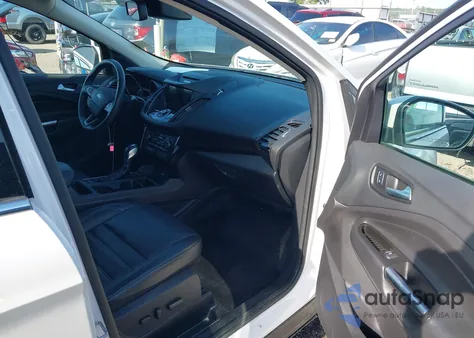 2018 Ford Escape Titanium из США, поврежденный, VIN 1FMCU0J90JUA09091